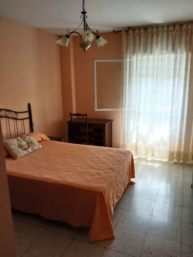 Bedroom of Flat for rent in As Lagoas