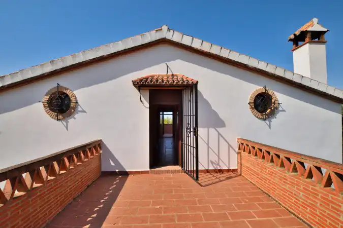 Finca rústica en venta en Arriate con Jardín privado, Terraza y Piscina