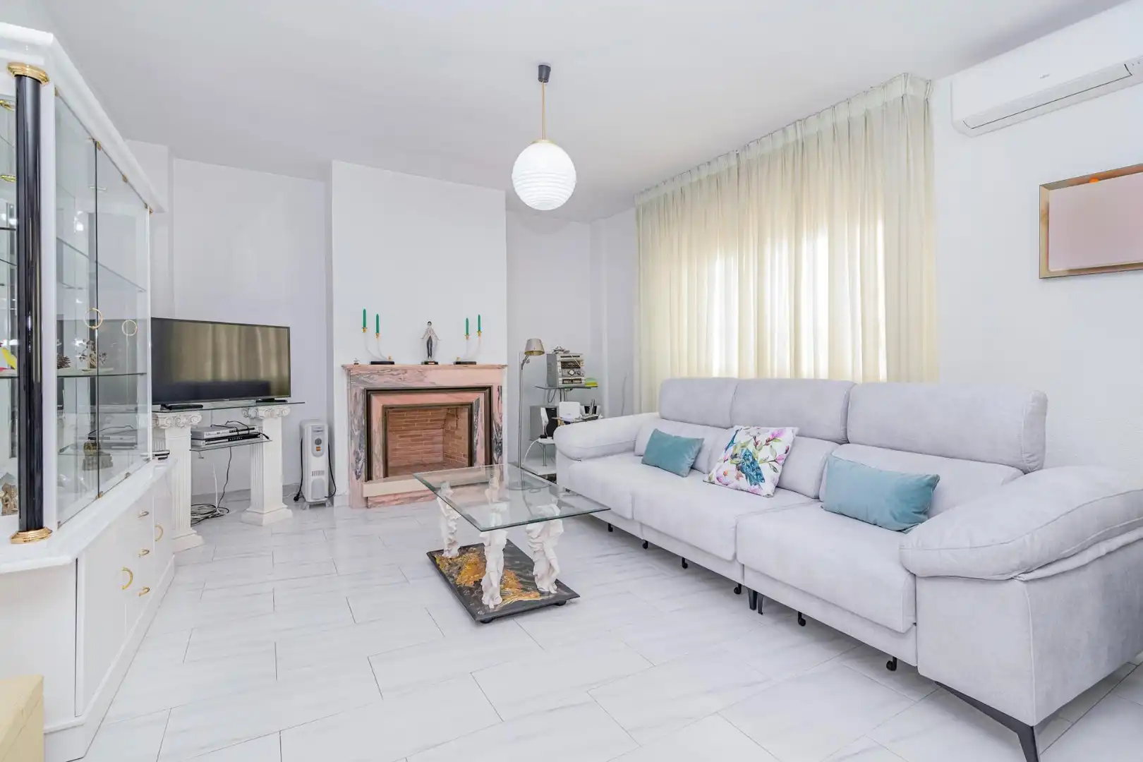 House for sale in Calle de San Guillermo sn, imagen 3