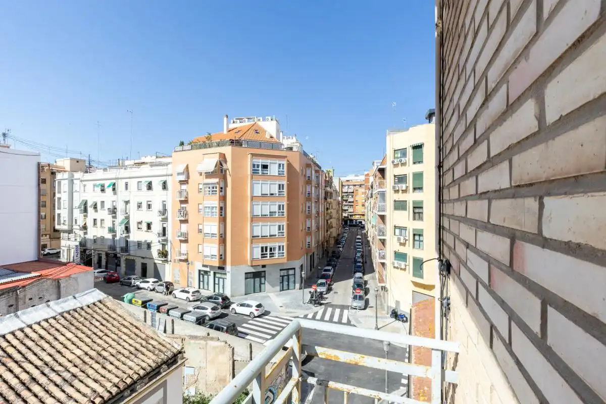 Vista exterior de Piso en venta en Valencia con Calefacción