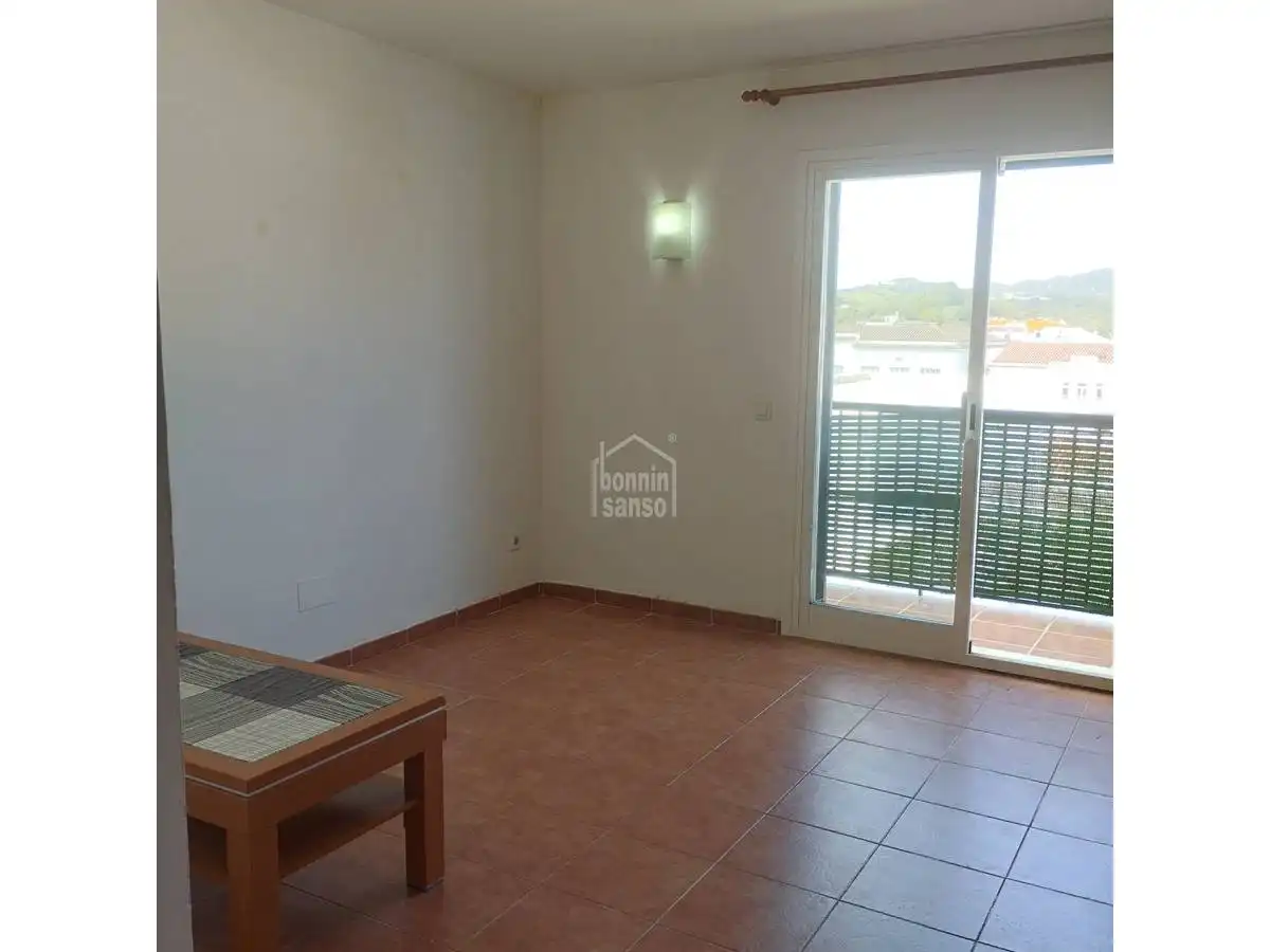 Sala d'estar de Pis en venda en Es Mercadal amb Terrassa i Moblat