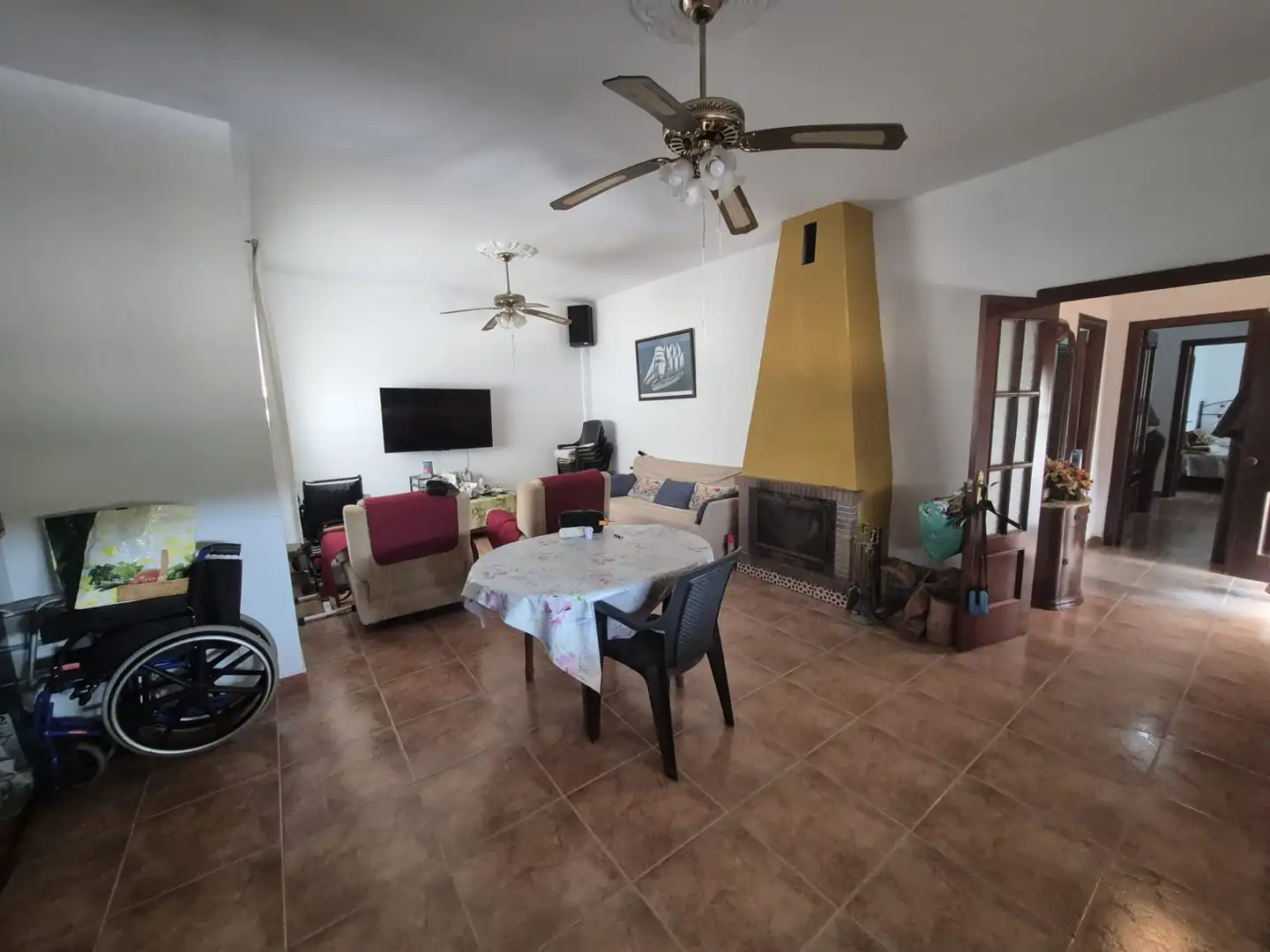 Living room of Houses for sale in Puerto Real  with Furnished