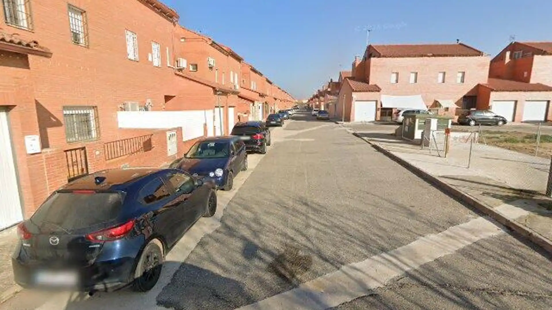 Casa adosada en venta en CL BELGICA, Chozas de Canales