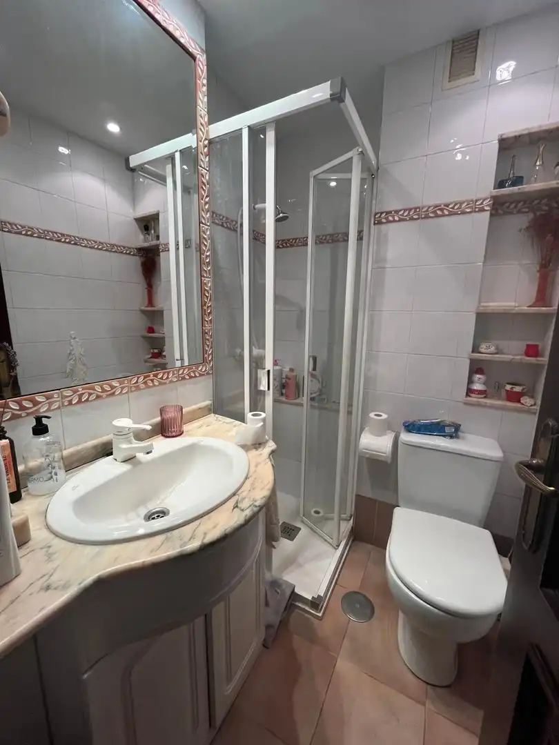 Badezimmer von Wohnung zum Verkauf in A Coruña Capital  mit Heizung
