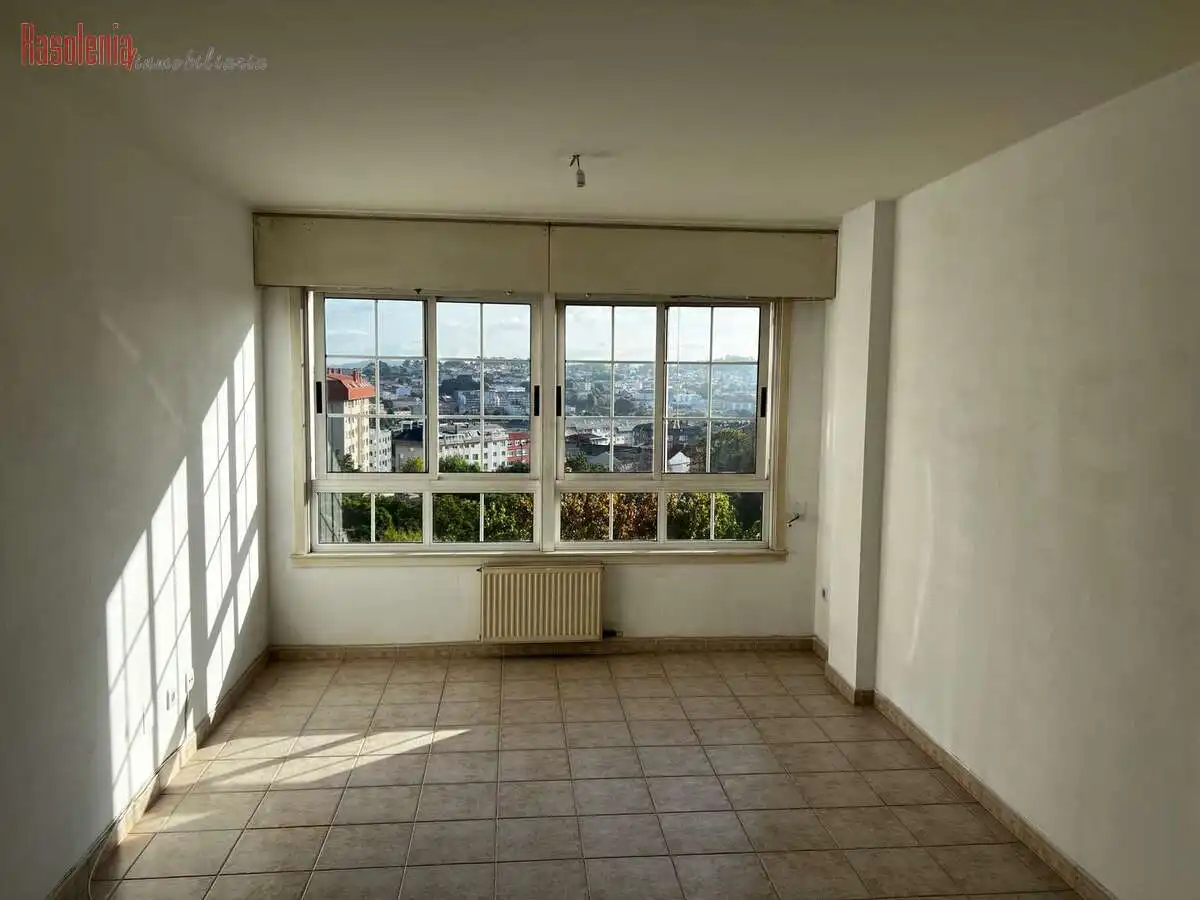 Apartment with lift for sale in Miguel González Garcés 67, imagen 6