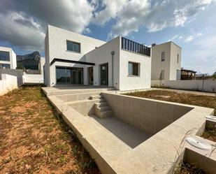 Vista exterior de Casa o xalet en venda en Artà amb Aire condicionat, Terrassa i Piscina