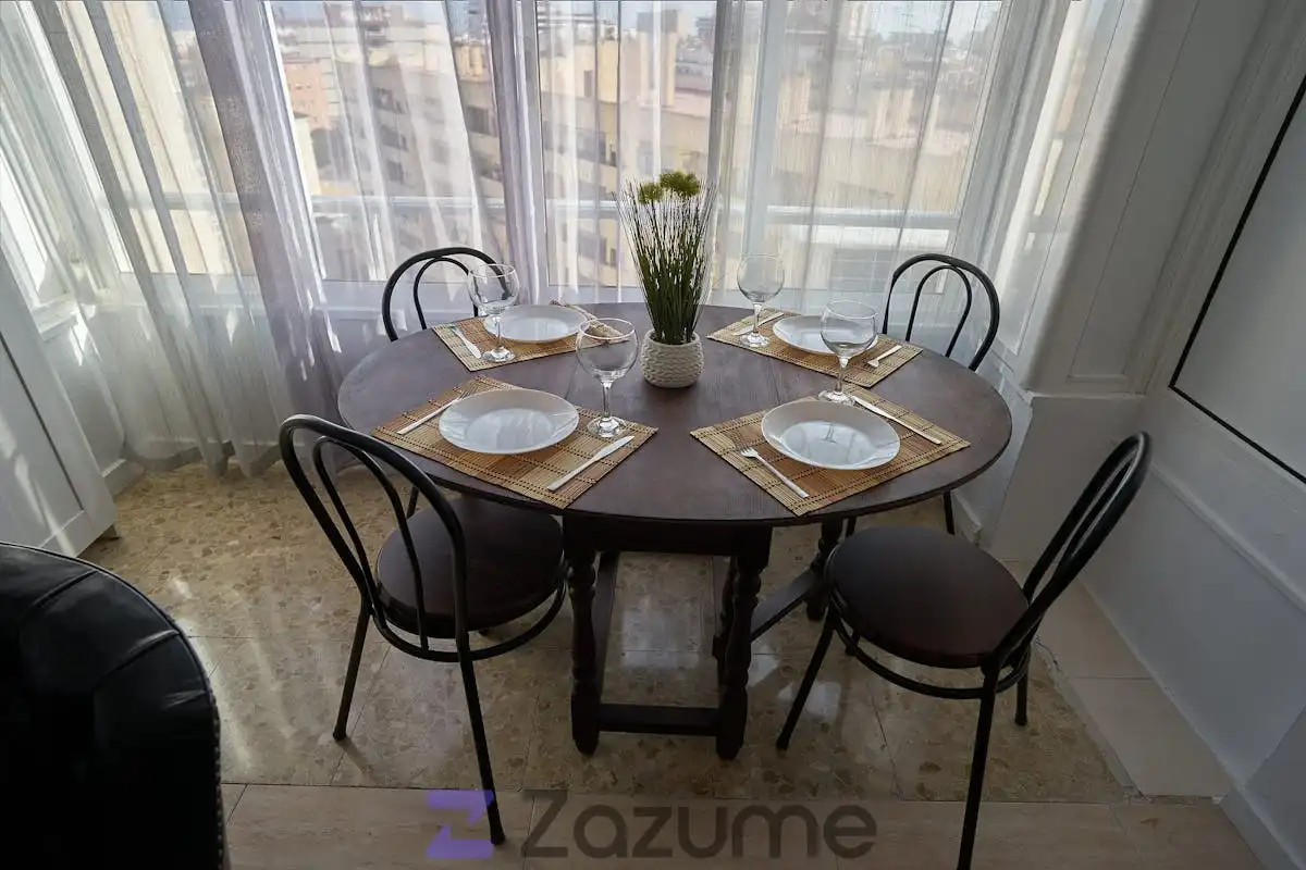 Comedor de Estudio de alquiler en Torremolinos con Aire acondicionado, Amueblado y Lavadora