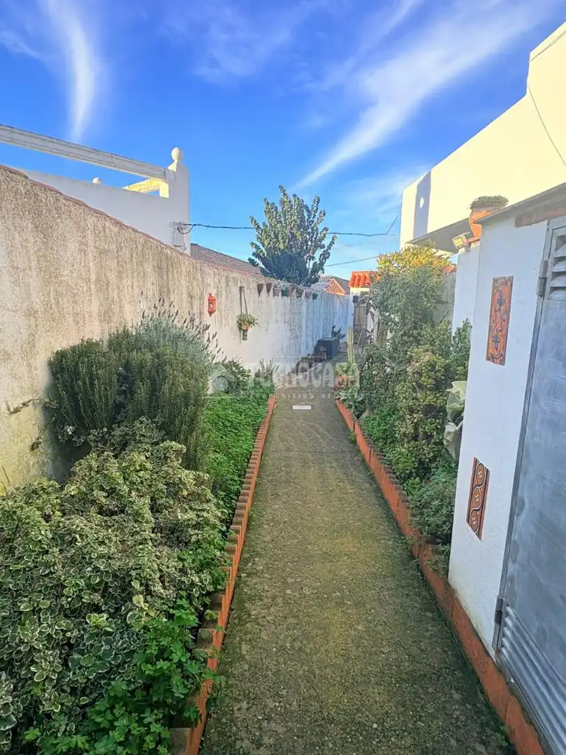 Casa rústica en venta en La Muela