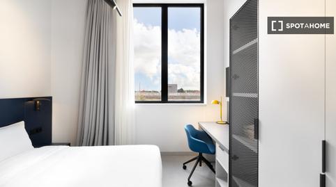 Photo 2 of Study to share in El Poblenou, Barcelona