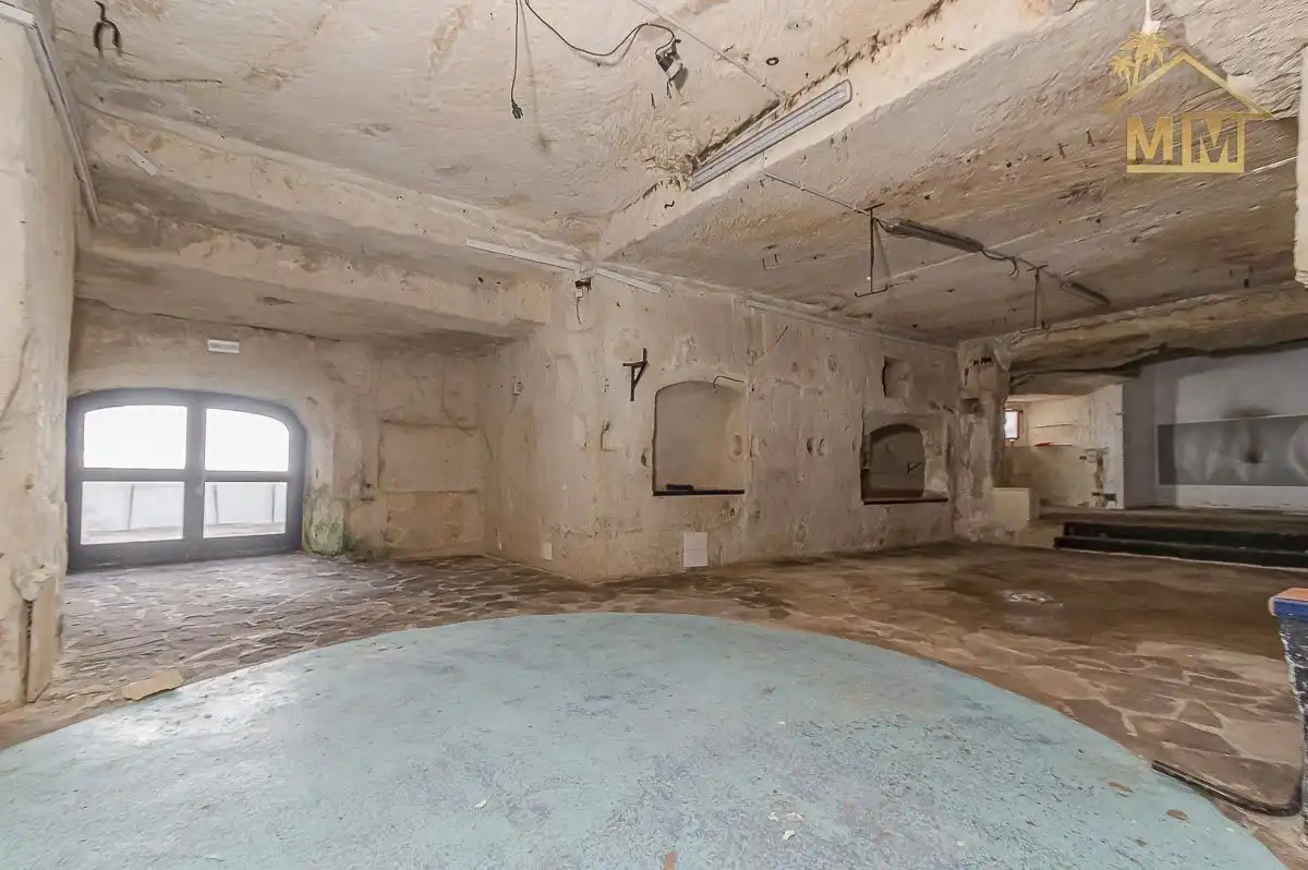 Buildings for sale in Es Castell
