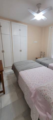 Piso en Alquiler en Calle Rodrigo de Triana en Triana Casco Antiguo