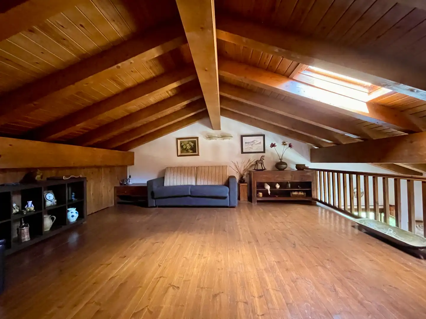 Living room of Duplexes for sale in Setcases  with Heating, Parquet flooring and Furnished