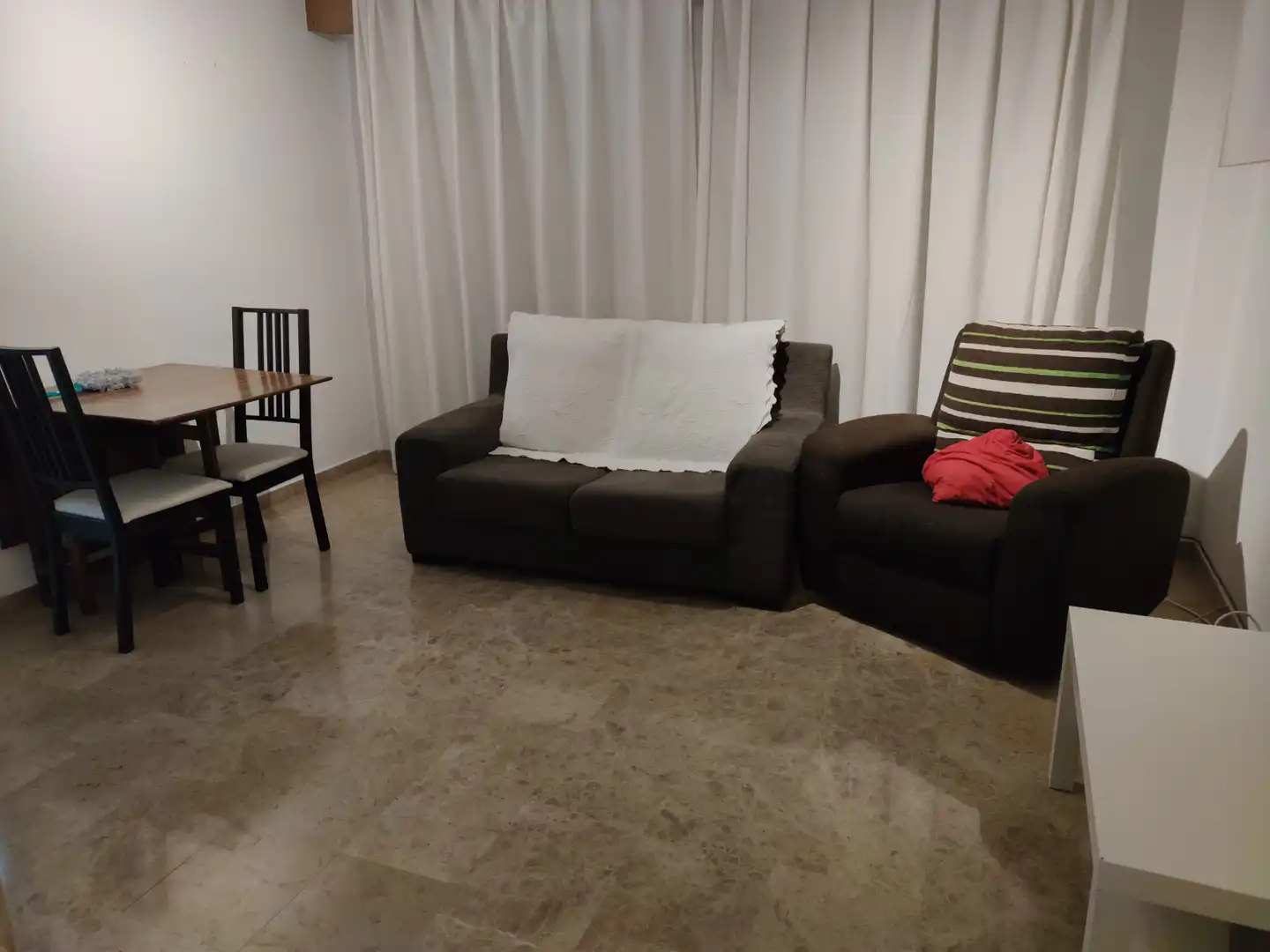Appartamento in affitto a Calle Guzmán el Bueno 22, imagen 3