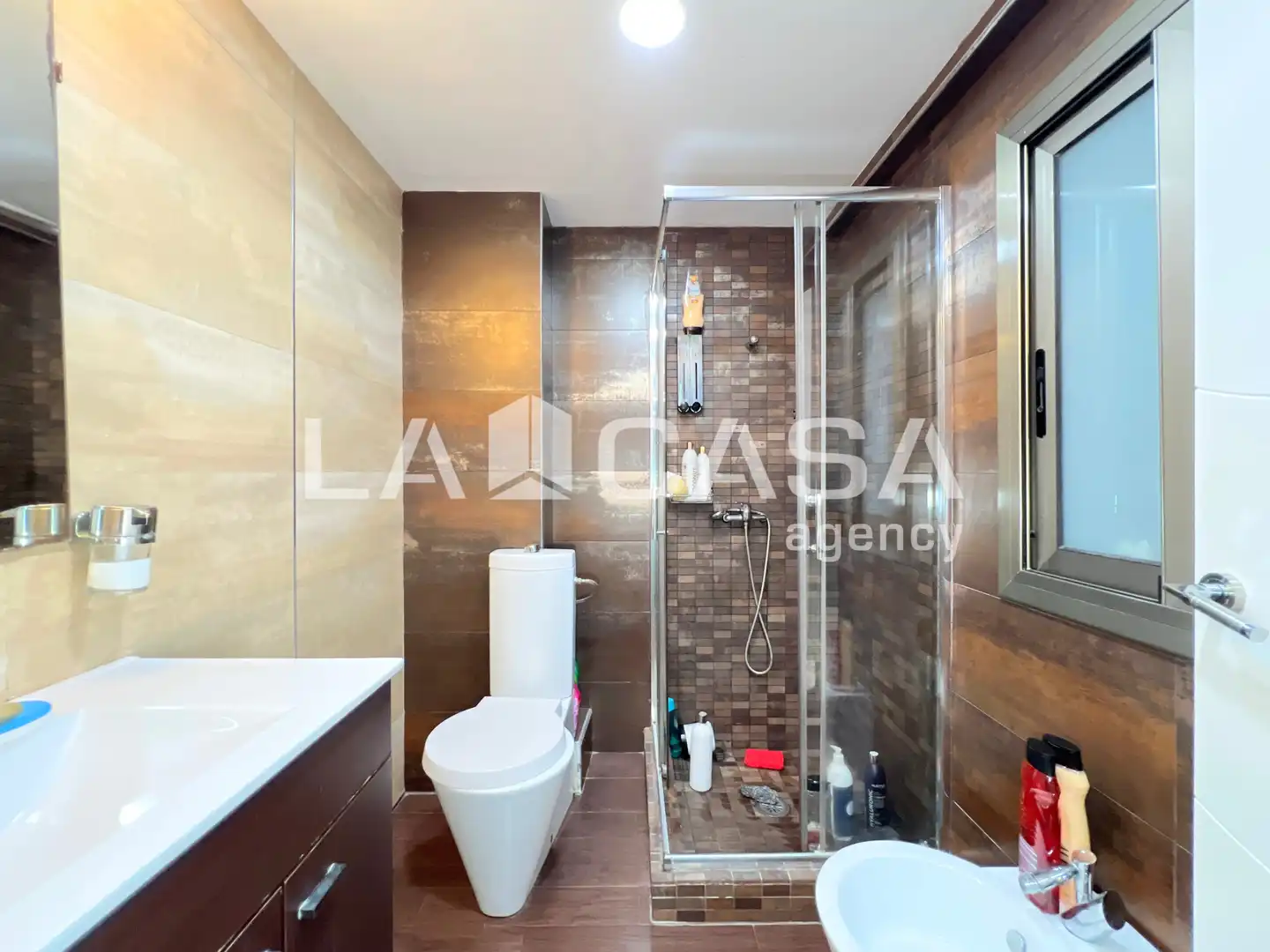 Bathroom of Flat for sale in Badalona  with Balcony