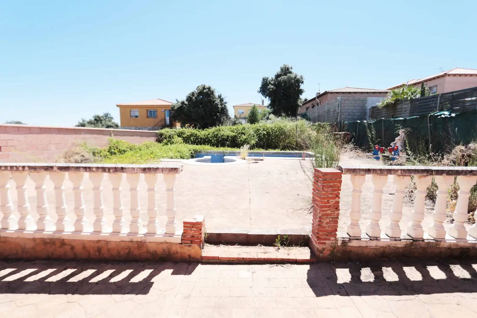 Houses for sale in Escalona  with Heating, Storage room and Swimming Pool