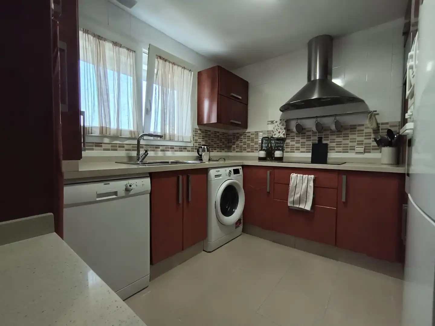 Küche von Wohnung zum Verkauf in  Córdoba Capital mit Klimaanlage und Abstellraum