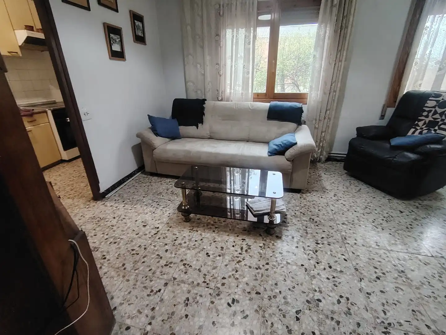 Sala de estar de Casa o chalet en venta en Nuez de Ebro con Calefacción, Jardín privado y Trastero