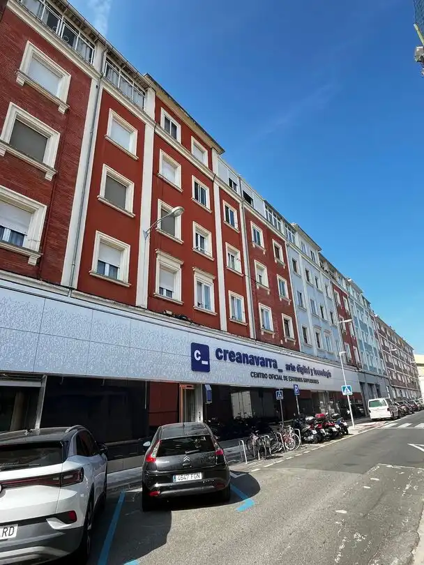 Vista exterior de Piso en venta en  Pamplona / Iruña con Calefacción