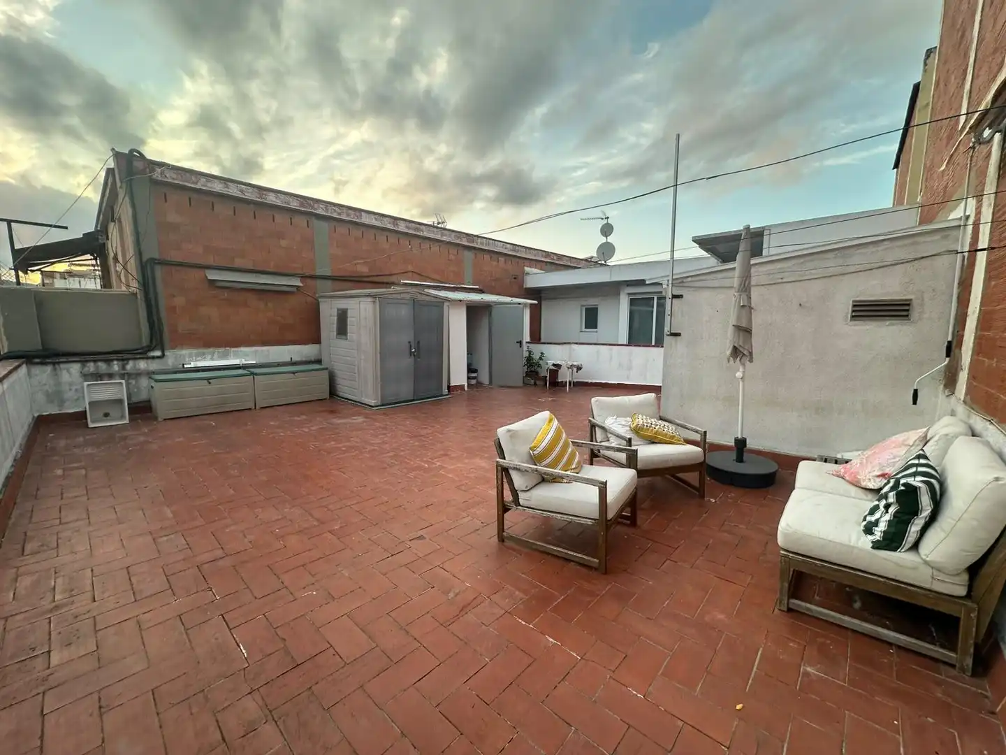 Apartment with balcony for sale in Sant Andreu, imagen 3