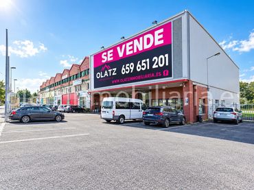 Nave industrial en venta en Loiu