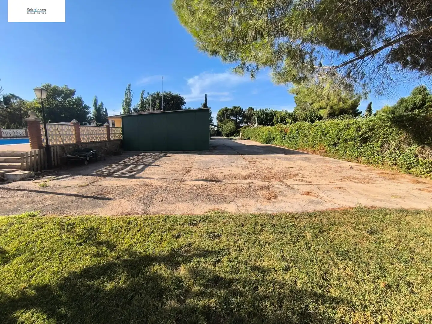 Aparcament de Casa o xalet en venda en Albacete amb Aire condicionat, Calefacció i Jardí privat