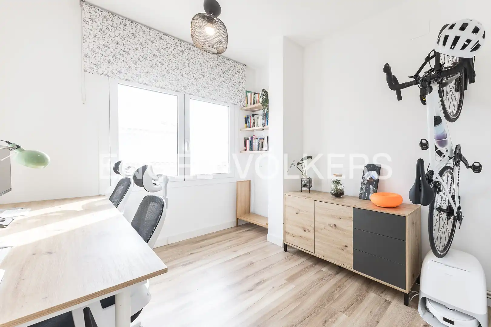 Habitación de Piso en venta en L'Hospitalet de Llobregat con Aire acondicionado, Calefacción y Balcón