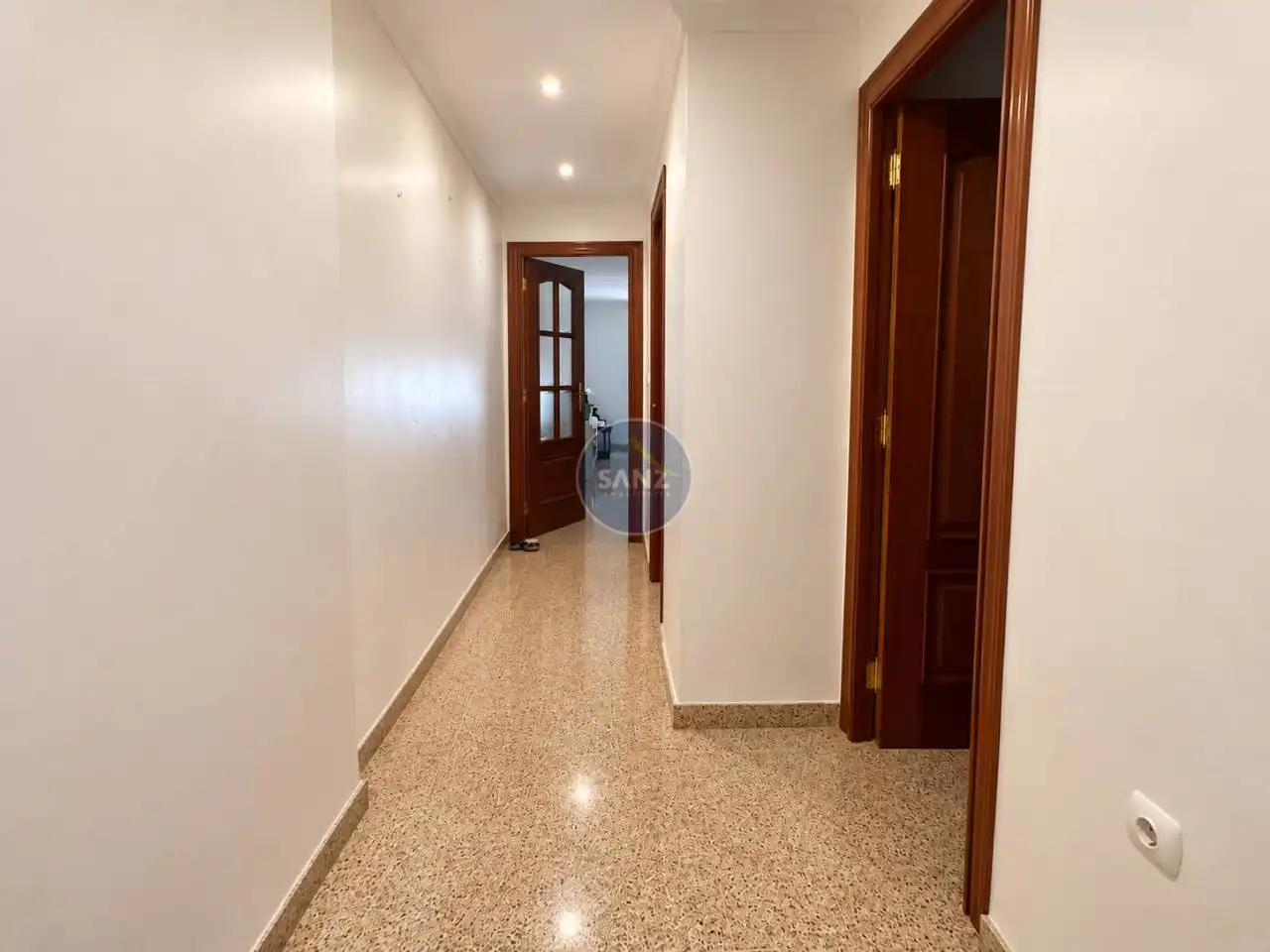 Piso con terraza en alquiler en Calle Bernat Montalva Juriscons, imagen 7