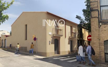 Vista exterior de Casa adosada en venda en Rubí amb Terrassa