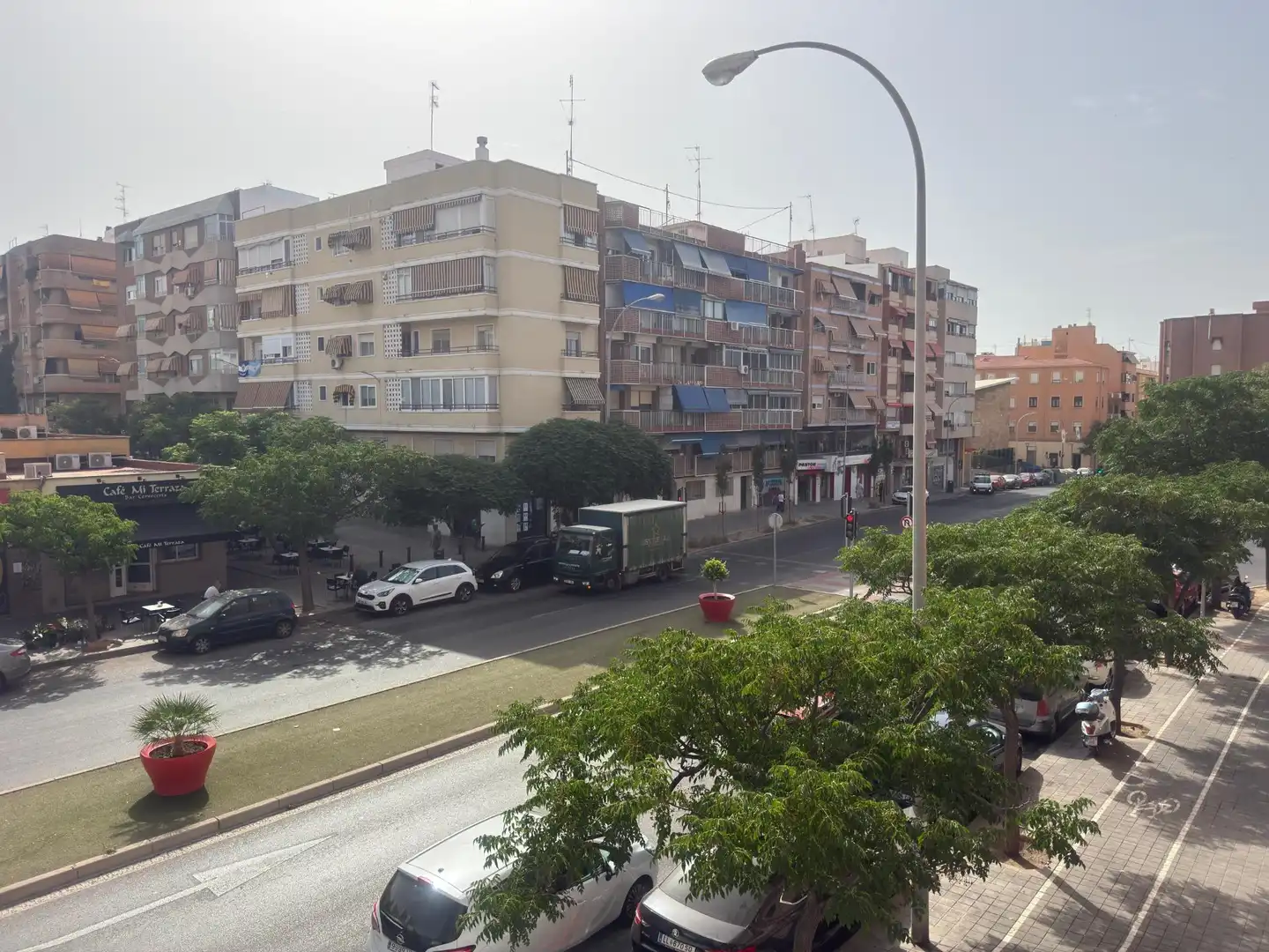 Vista exterior de Pis en venda en Alicante / Alacant
