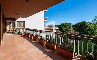 Terrace of Flat for sale in  Barcelona Capital  with Air Conditioner, Heating and Private garden