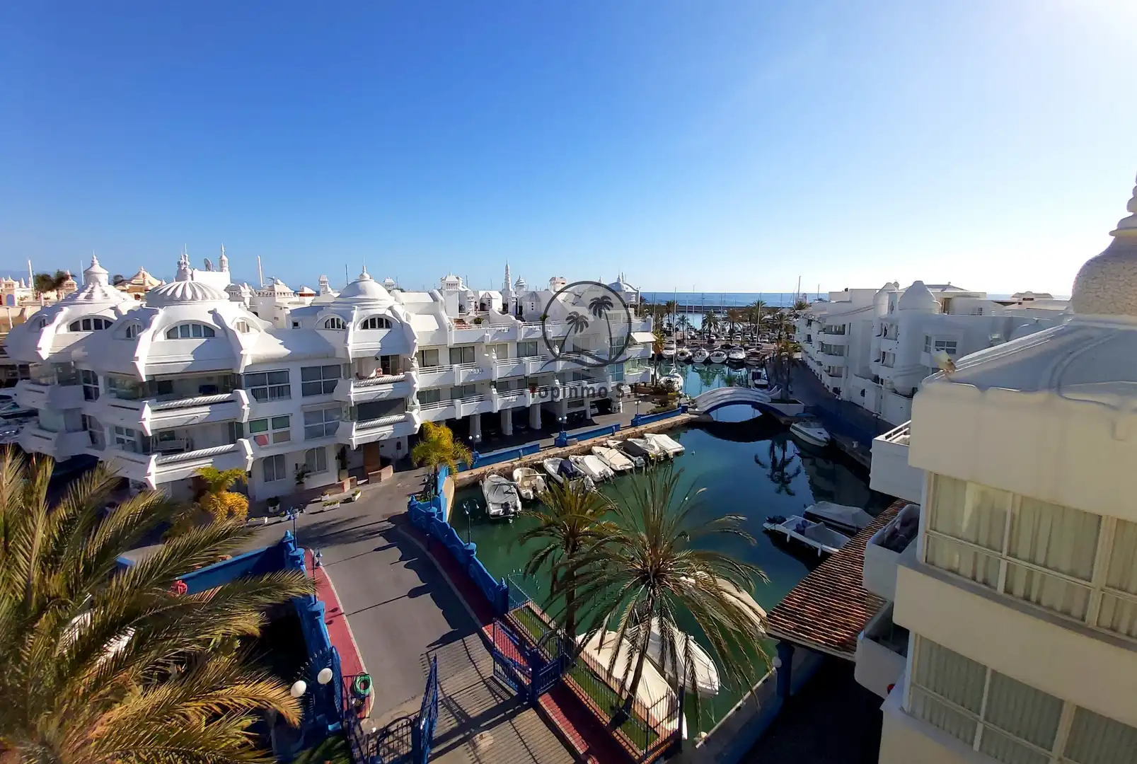 Vista exterior de Dúplex de lloguer en Benalmádena amb Aire condicionat, Calefacció i Terrassa