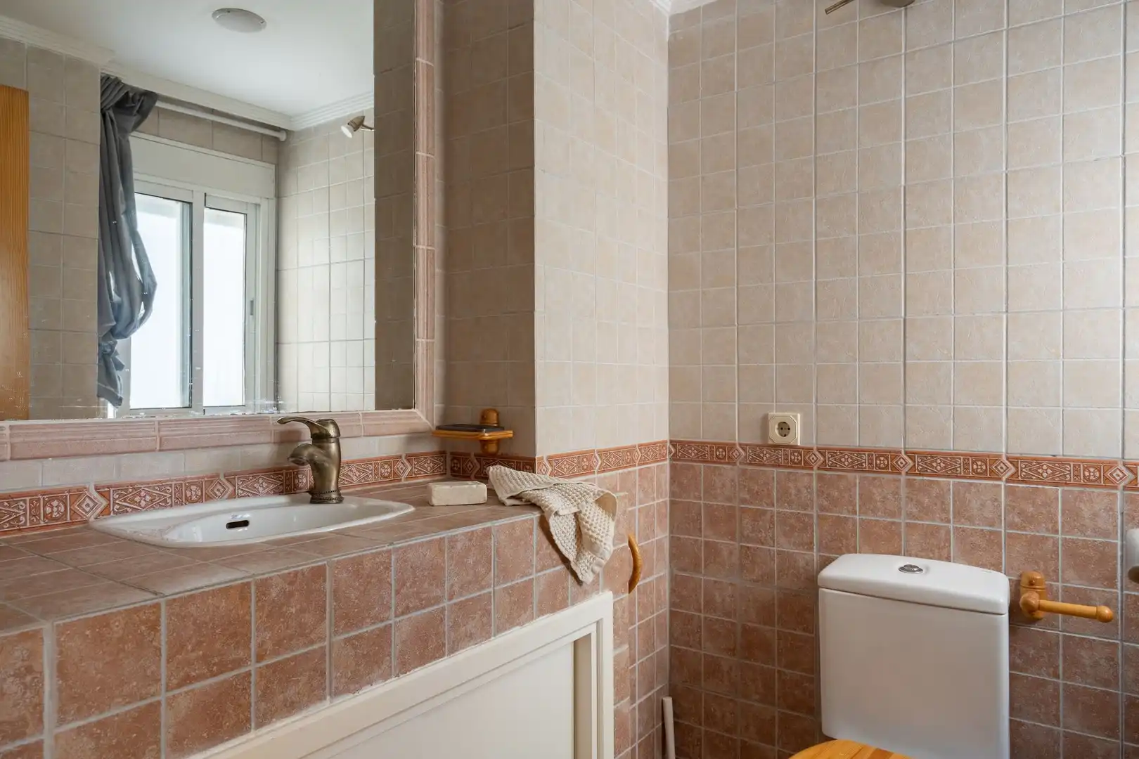 Bany de Apartament en venda en Fuengirola amb Terrassa