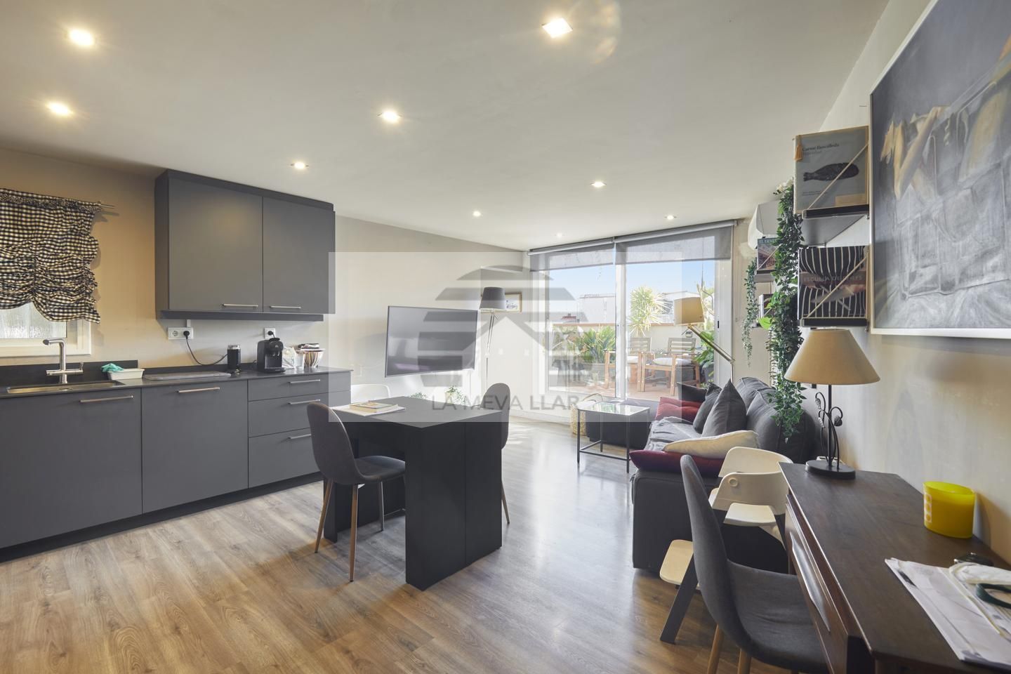 Sala de estar de Piso en venta en  Barcelona Capital con Aire acondicionado y Terraza