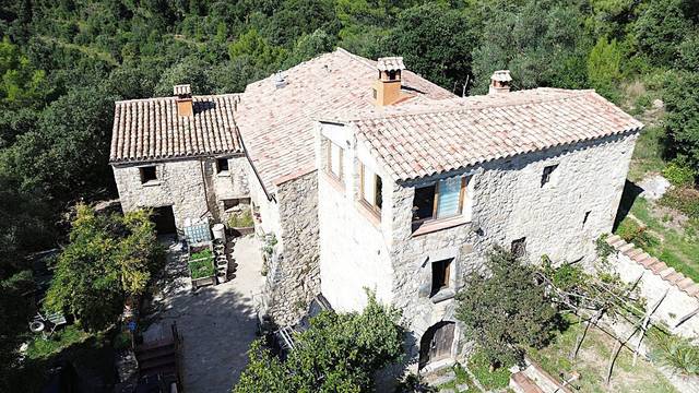 Finca rústica en Venta en Beuda