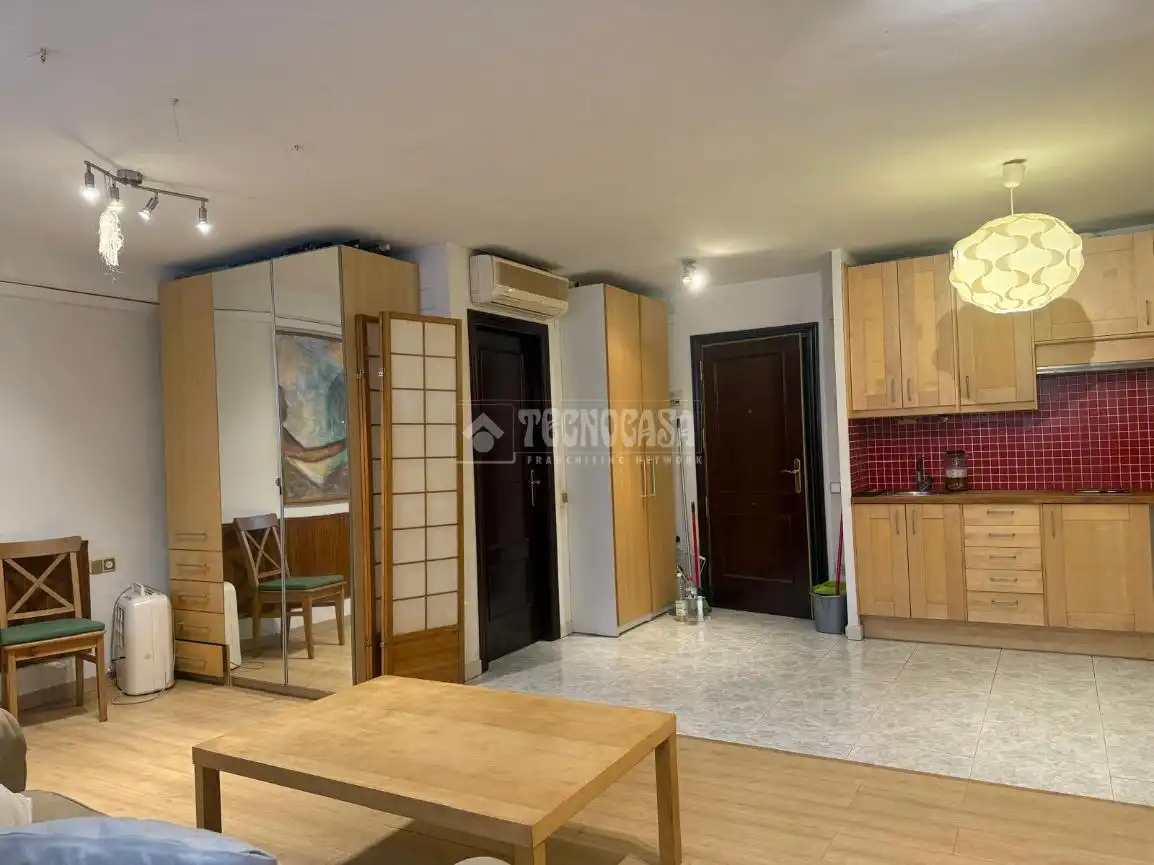 Local en venta en Sant Joan Despí con Aire acondicionado y Terraza