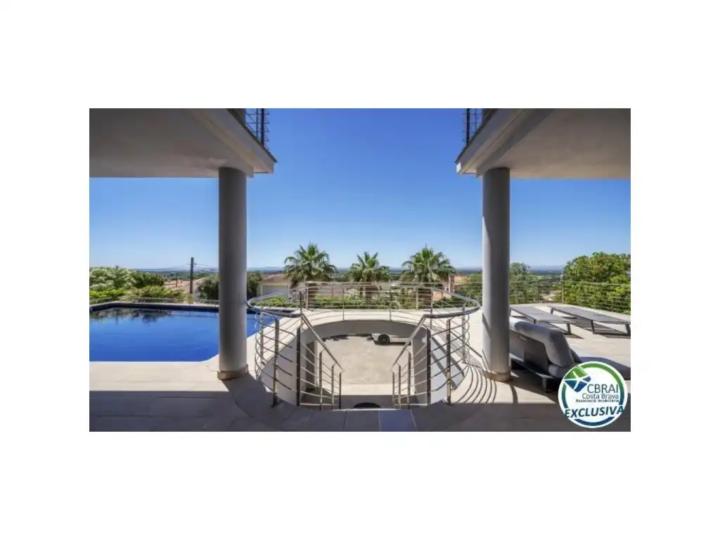 Detached house with pool for sale in Carrer d'Alemanya 74, imagen 25