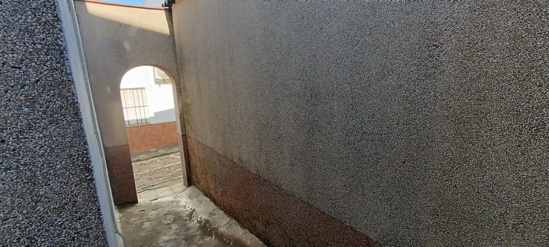 Außenansicht von Einfamilien-Reihenhaus zum Verkauf in Tarifa