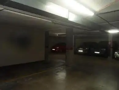 Aparcament de Garatge en venda en  Logroño