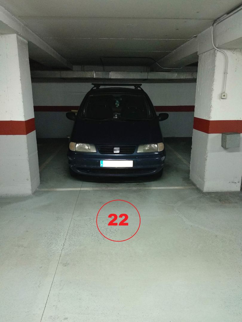 Parkplatz von Garage miete in Avilés