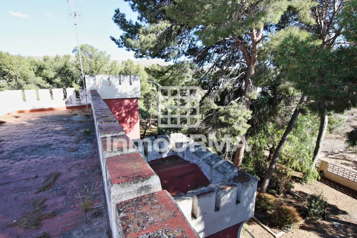 Casa o xalet en venda en Elda amb Jardí privat