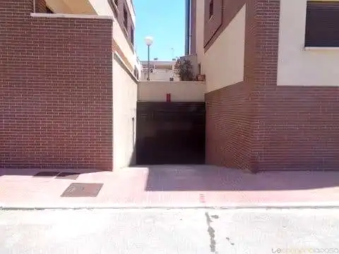 Aparcament de Casa o xalet en venda en San Isidro amb Terrassa i Piscina comunitària