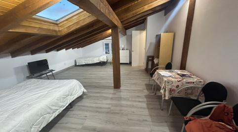 Foto 2 de Ático de alquiler en Torrelavega - Av Bilbao, Sierrapando, Torrelavega