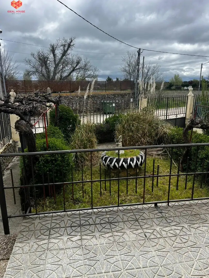 Jardín de Casa o chalet en venta en Pinarnegrillo con Calefacción, Jardín privado y Terraza