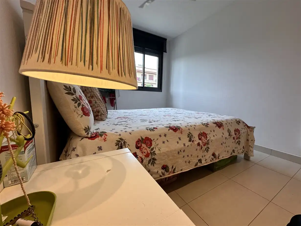 Apartamento de alquiler en Carrer Mestral, Port - Horta de Santa María