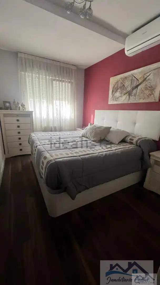 Dormitori de Casa adosada en venda en Boadilla del Monte amb Aire condicionat, Calefacció i Parquet