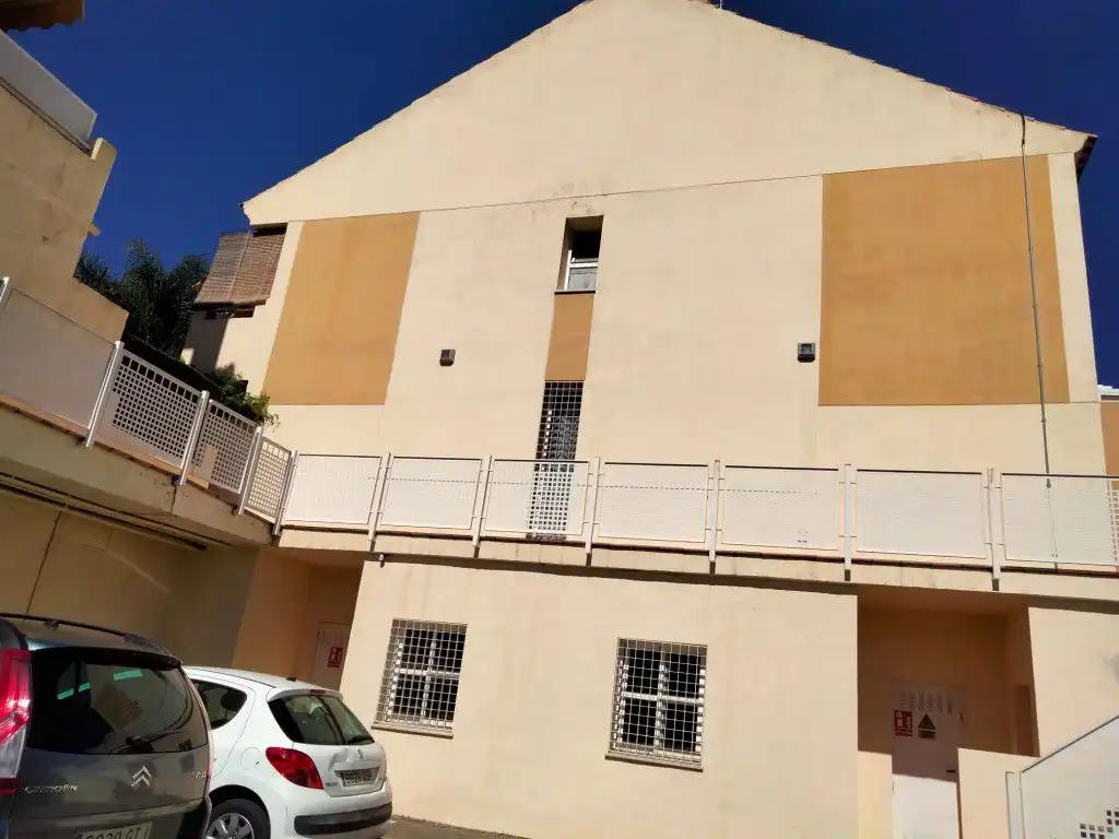 Vista exterior de Casa adosada en venta en Islantilla con Piscina comunitaria