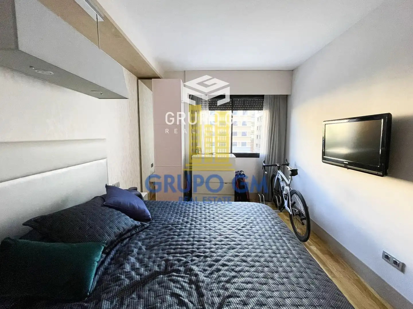 Habitación de Piso de alquiler en Madrid con Aire acondicionado y Amueblado