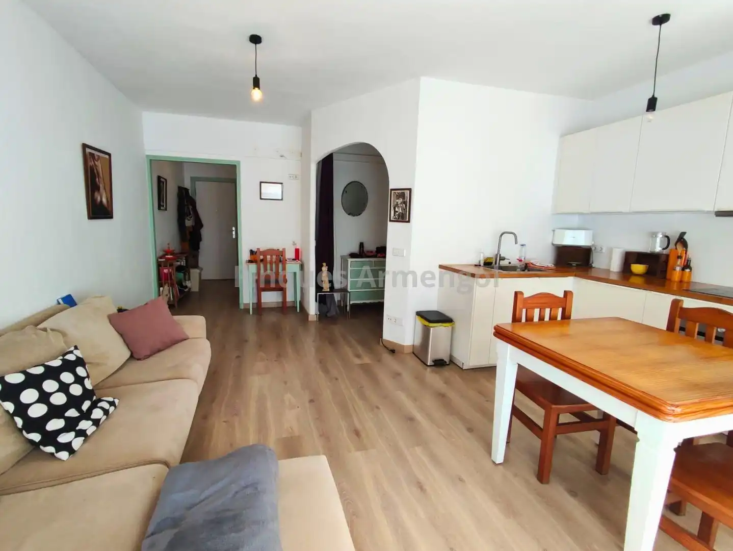 Sala d'estar de Pis en venda en Es Castell amb Traster i Moblat
