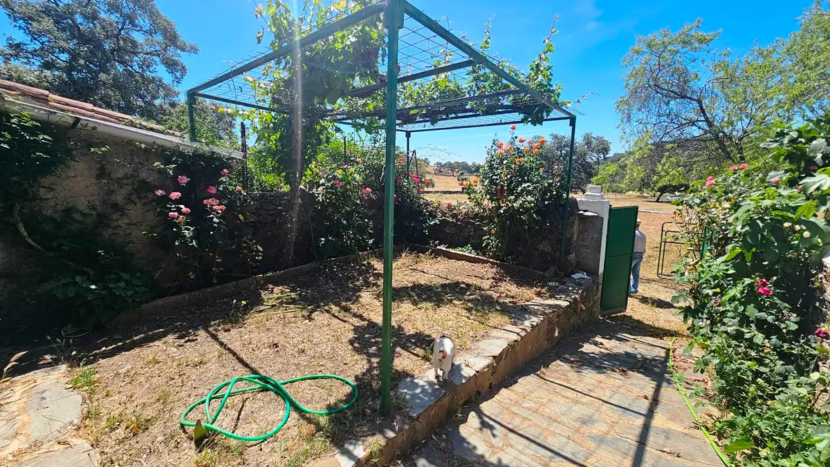 Jardín de Casa o chalet en venta en Higuera de la Sierra con Aire acondicionado, Jardín privado y Terraza