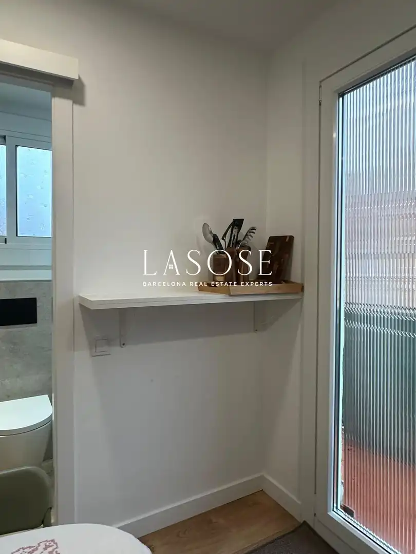 Bedroom of Flat for rent in L'Hospitalet de Llobregat  with Furnished and Balcony